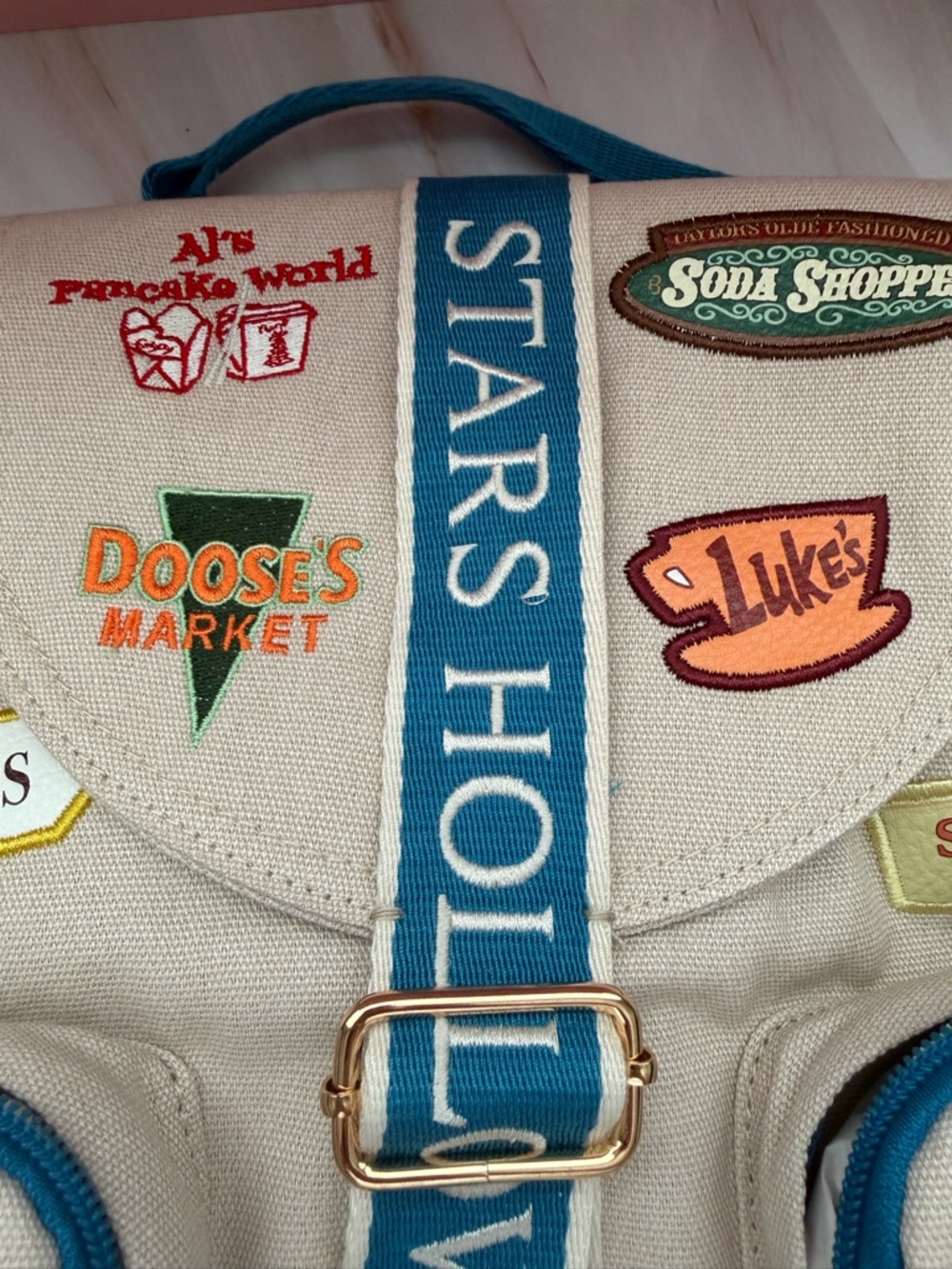 Gilmore Girls Stars Hollow Backpack with Patches and Printed Lining - Picture 6 of 10